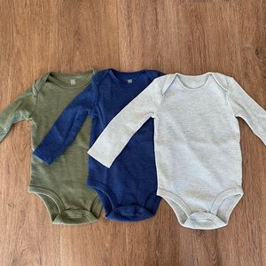 Carter’s baby boy 3 pack long sleeve onesies